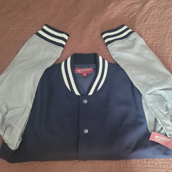 Varsity Jacket XL child (NEW) - Picture 12 of 16